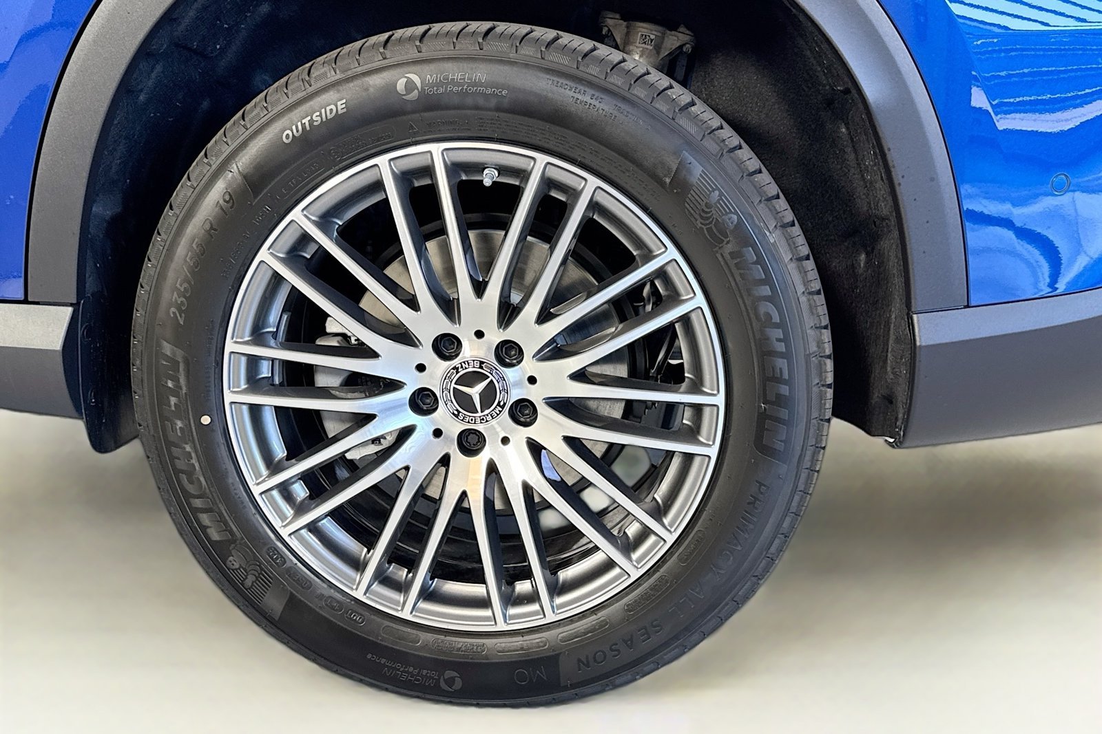 New 2026 Starling Blue Metallic Mercedes-Benz GLC 300 image 29