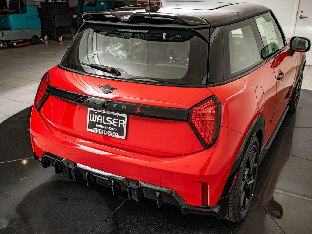 2026 MINI Hardtop 2 Door S - Photo 15