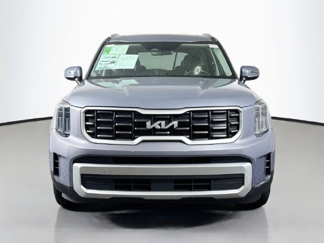Used 2024 Everlasting Silver Kia S image 2