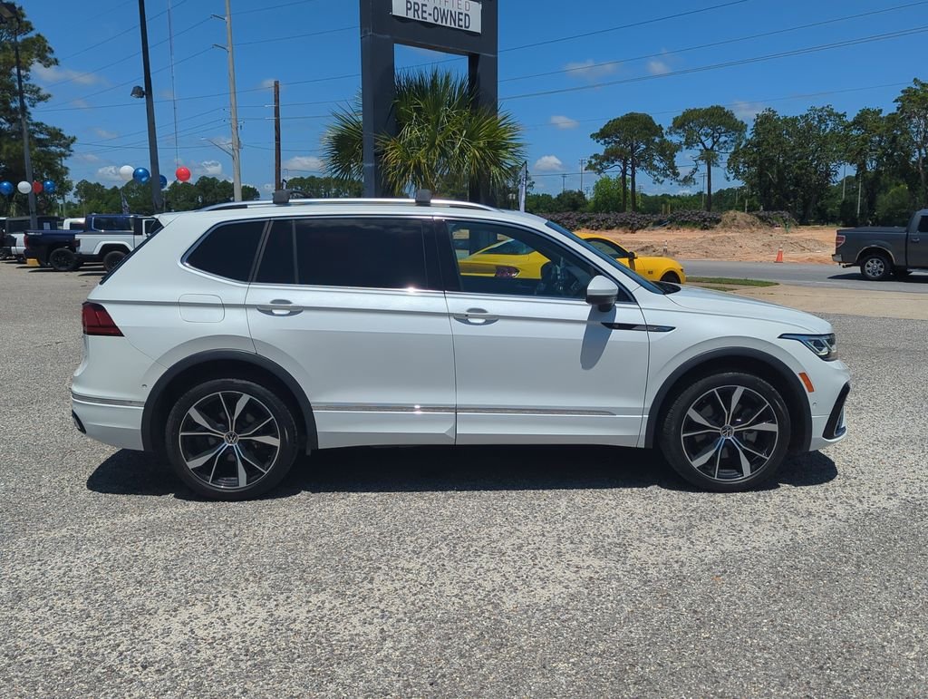 Used 2024 White Volkswagen 2.0T SEL R-Line image 8