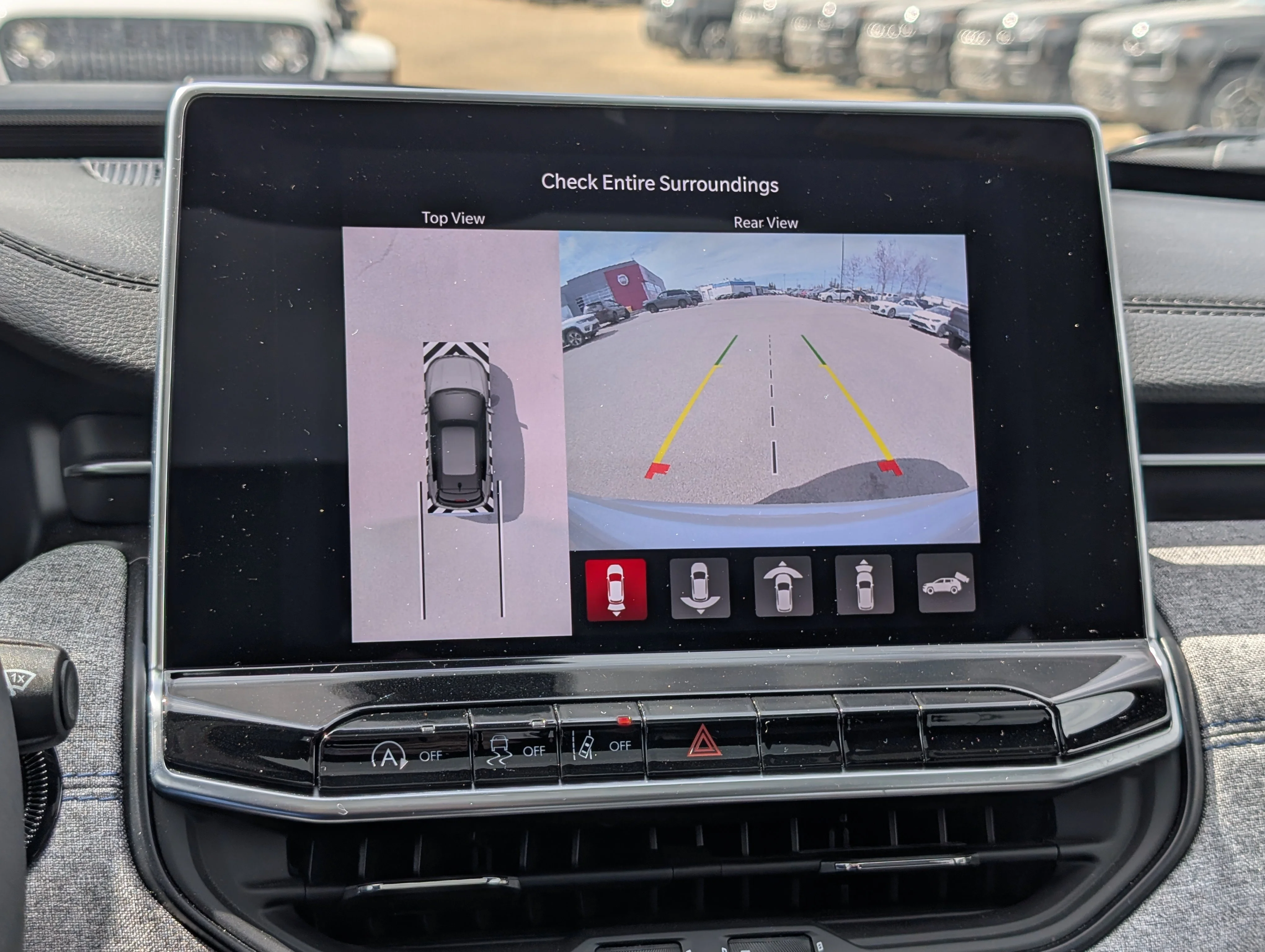 New 2025 Silver Zynith Metallic Jeep North image 29