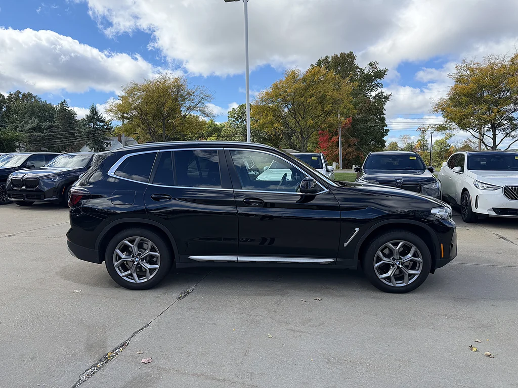 Certified Used 2024 BLACK BMW xDrive30i image 4