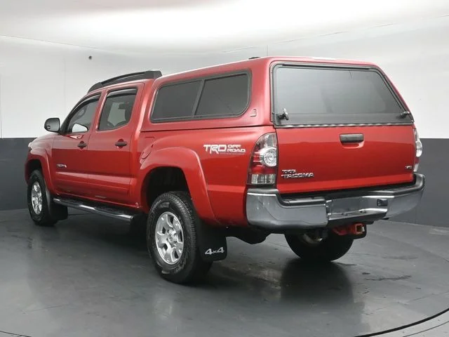 Used 2013 Red Toyota Base image 3