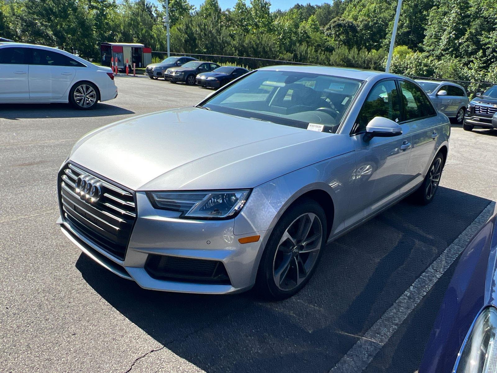 Used 2019 Florett Silver Metallic Audi Titanium Premium image 1