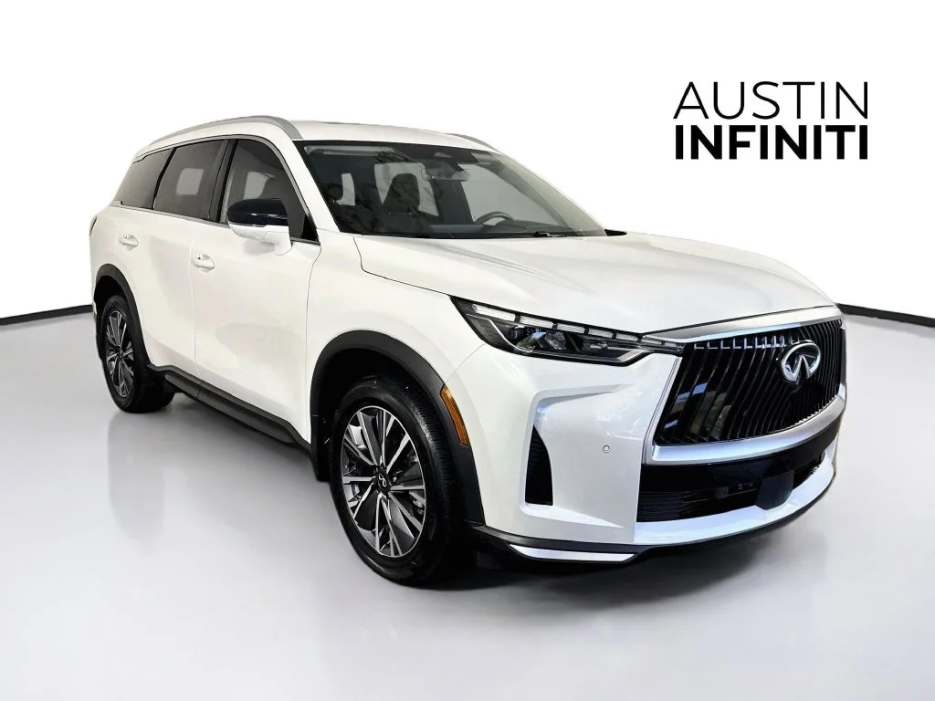 Certified Used 2027 White INFINITI LUXE image 1