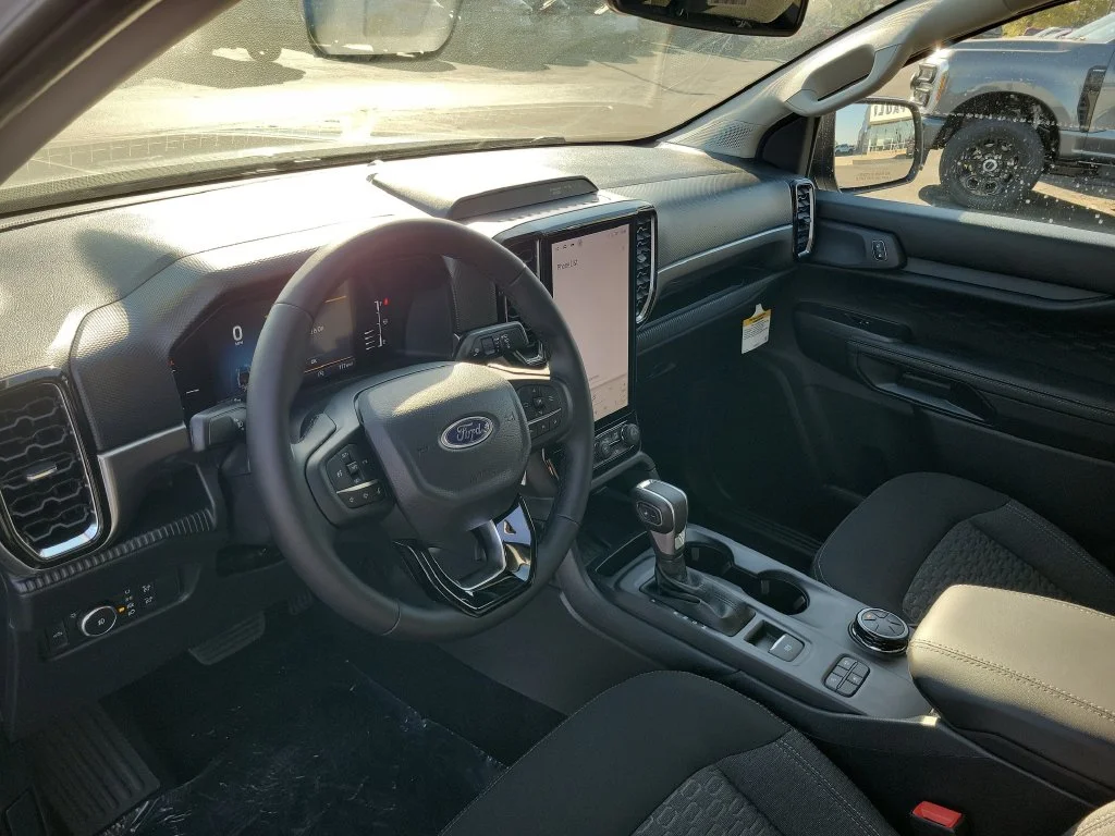 New 2026 Avalanche Ford XLT image 10