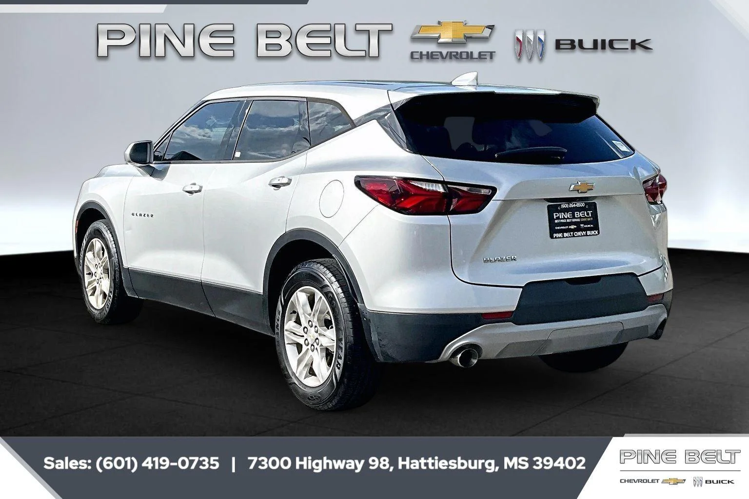 Used 2020 SILVER ICE METALLIC Chevrolet LT image 2