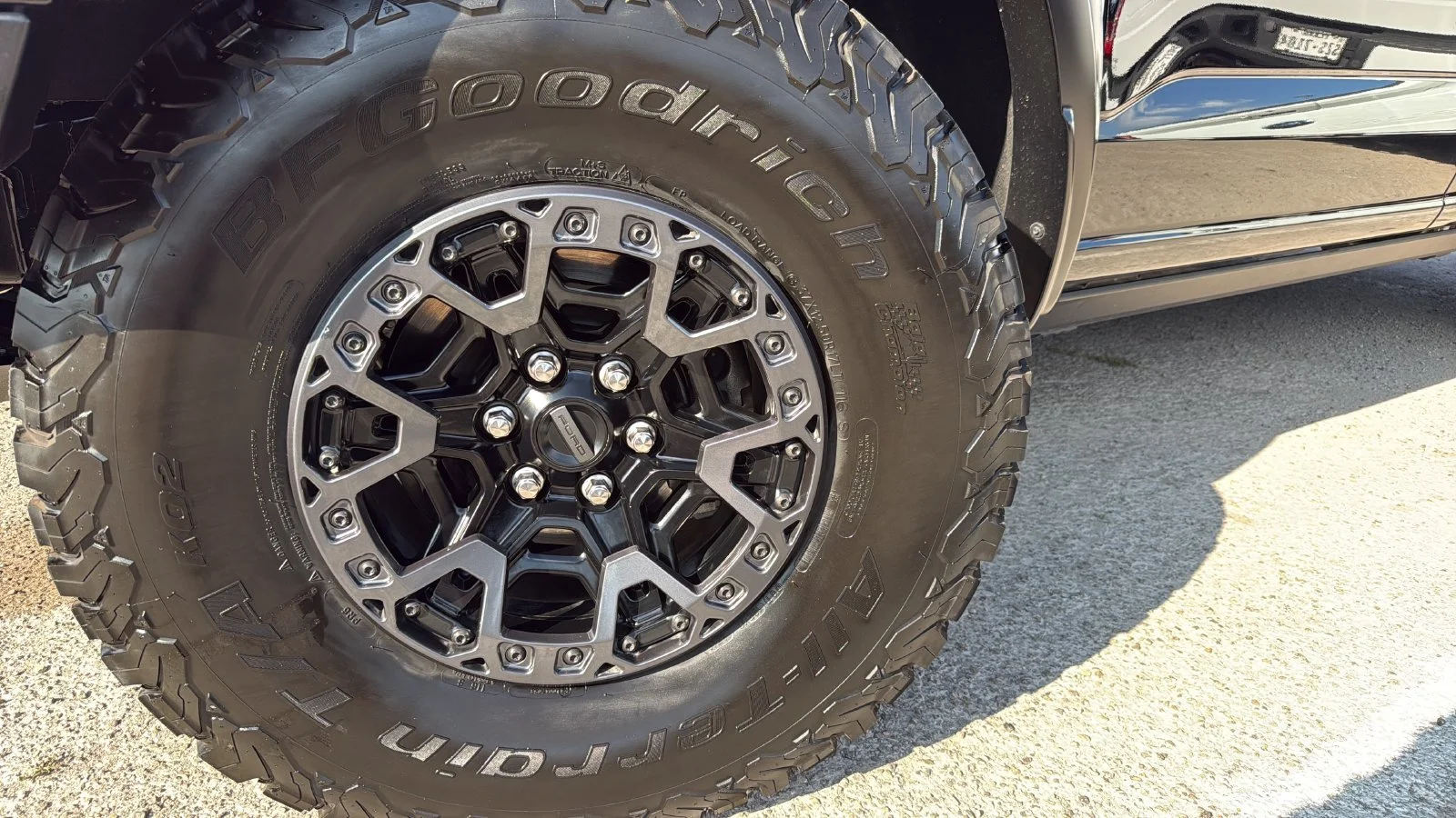 Used 2025 Black Ford Raptor image 29