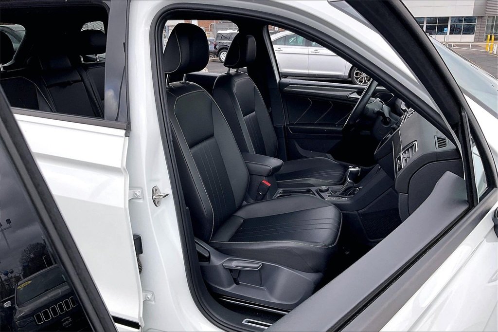 2022 VOLKSWAGEN TIGUAN - Image 5