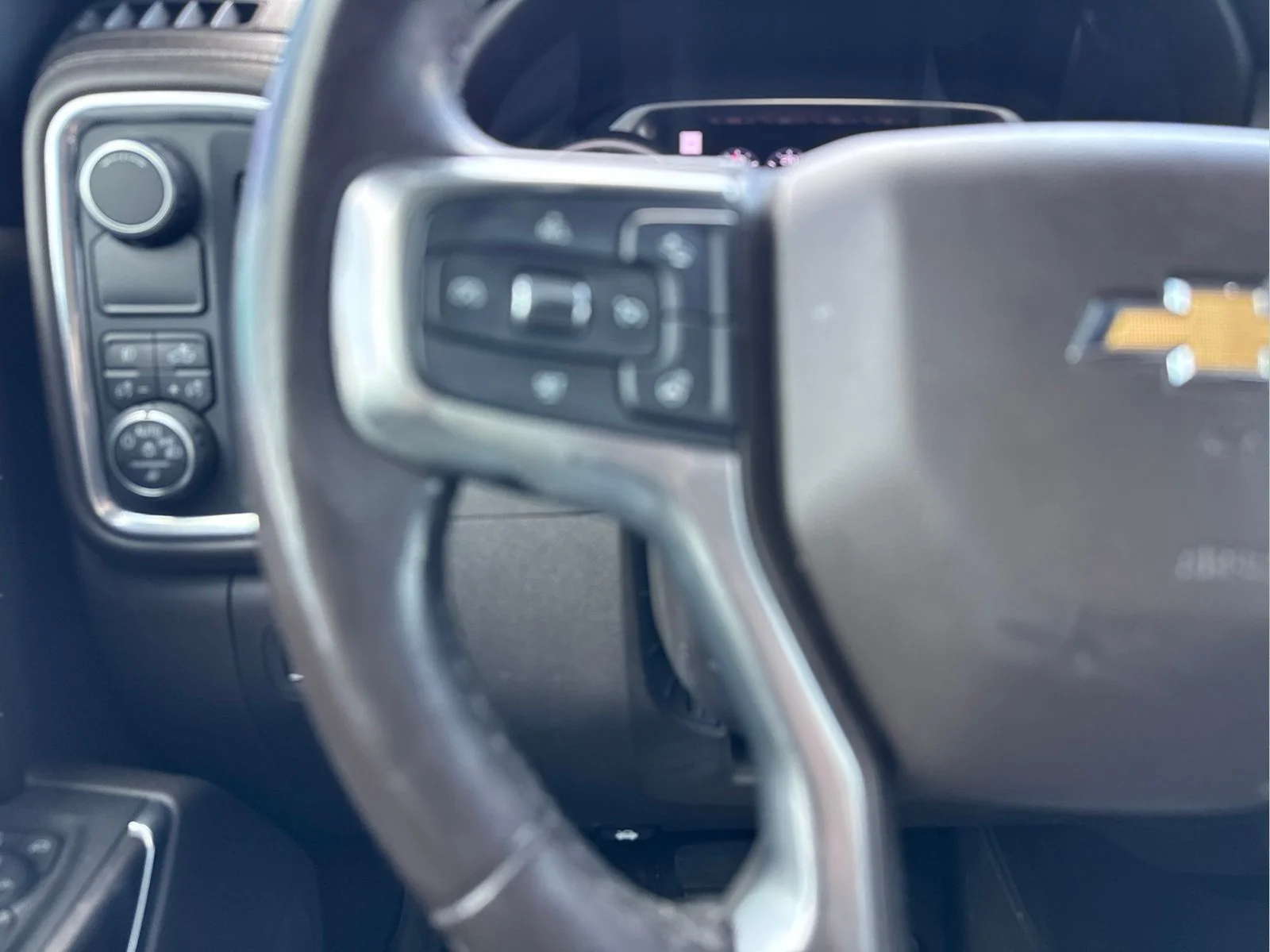 Used 2019 Northsky Blue Metallic Chevrolet LTZ image 12