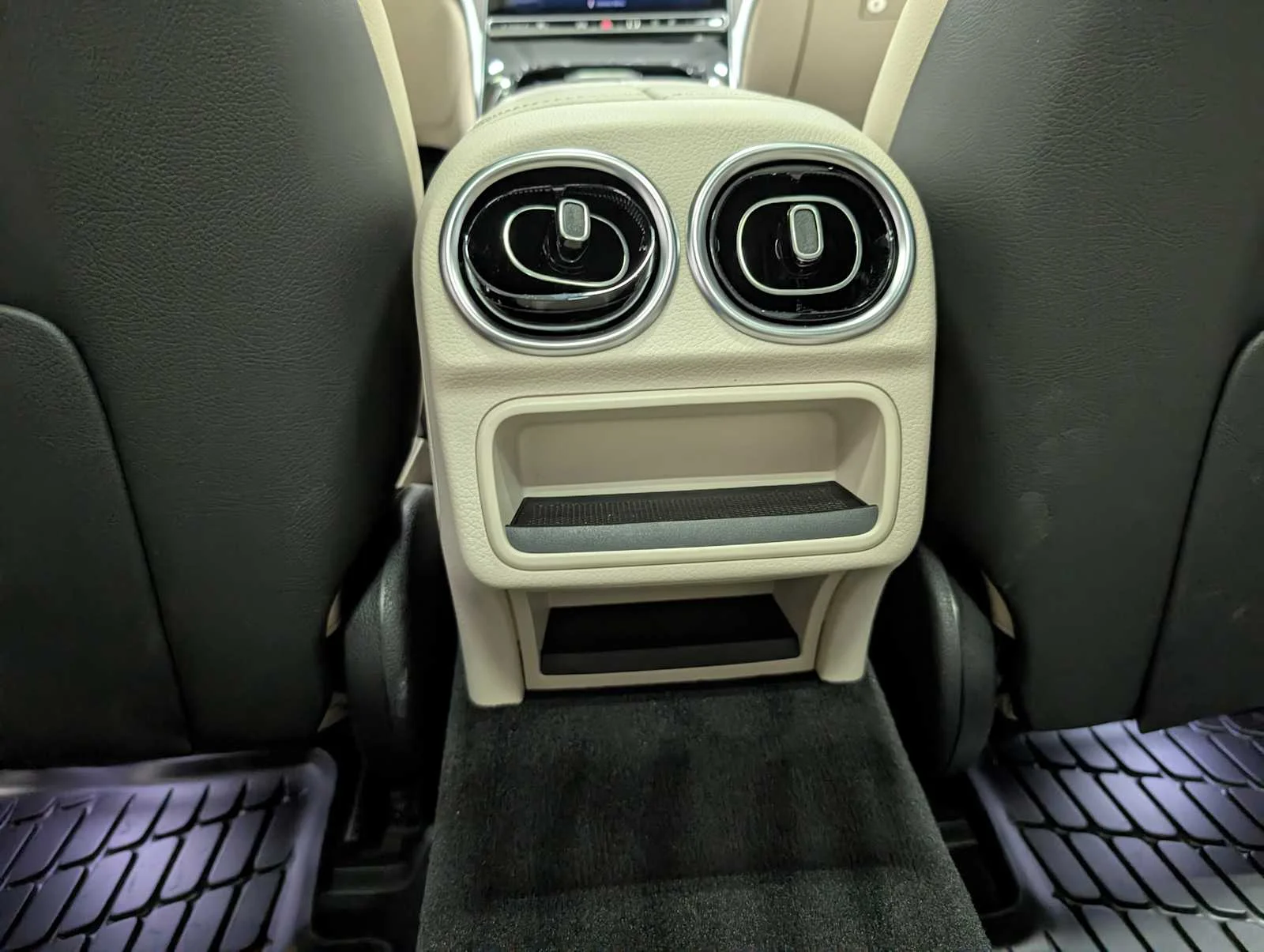 Used 2026 Polar White Mercedes-Benz C 300 image 21