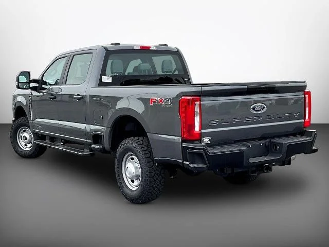 2026 Ford F-350 Super Duty XL - Photo 16