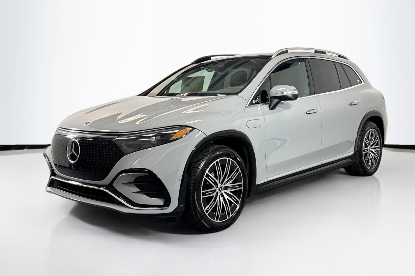New 2026 MANUFAKTUR Alpine Grey Mercedes-Benz EQS 400 image 1