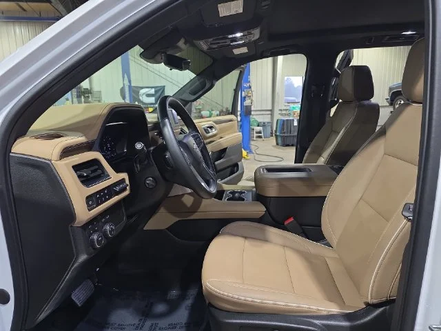 Used 2023 White Chevrolet Premier image 17