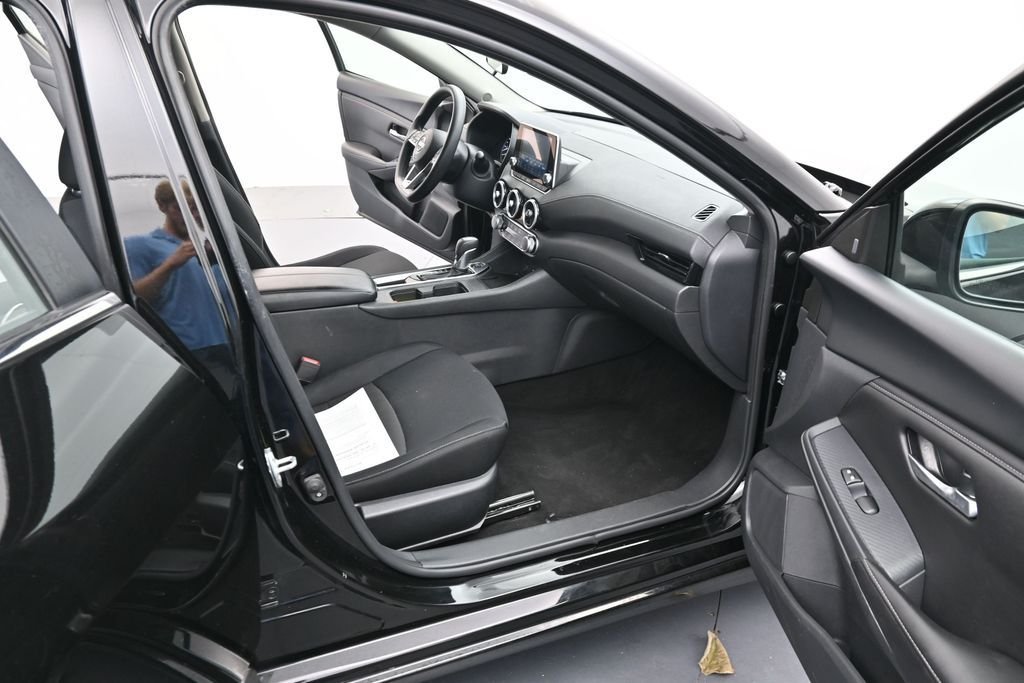 Used 2024 Super Black Nissan SV image 18