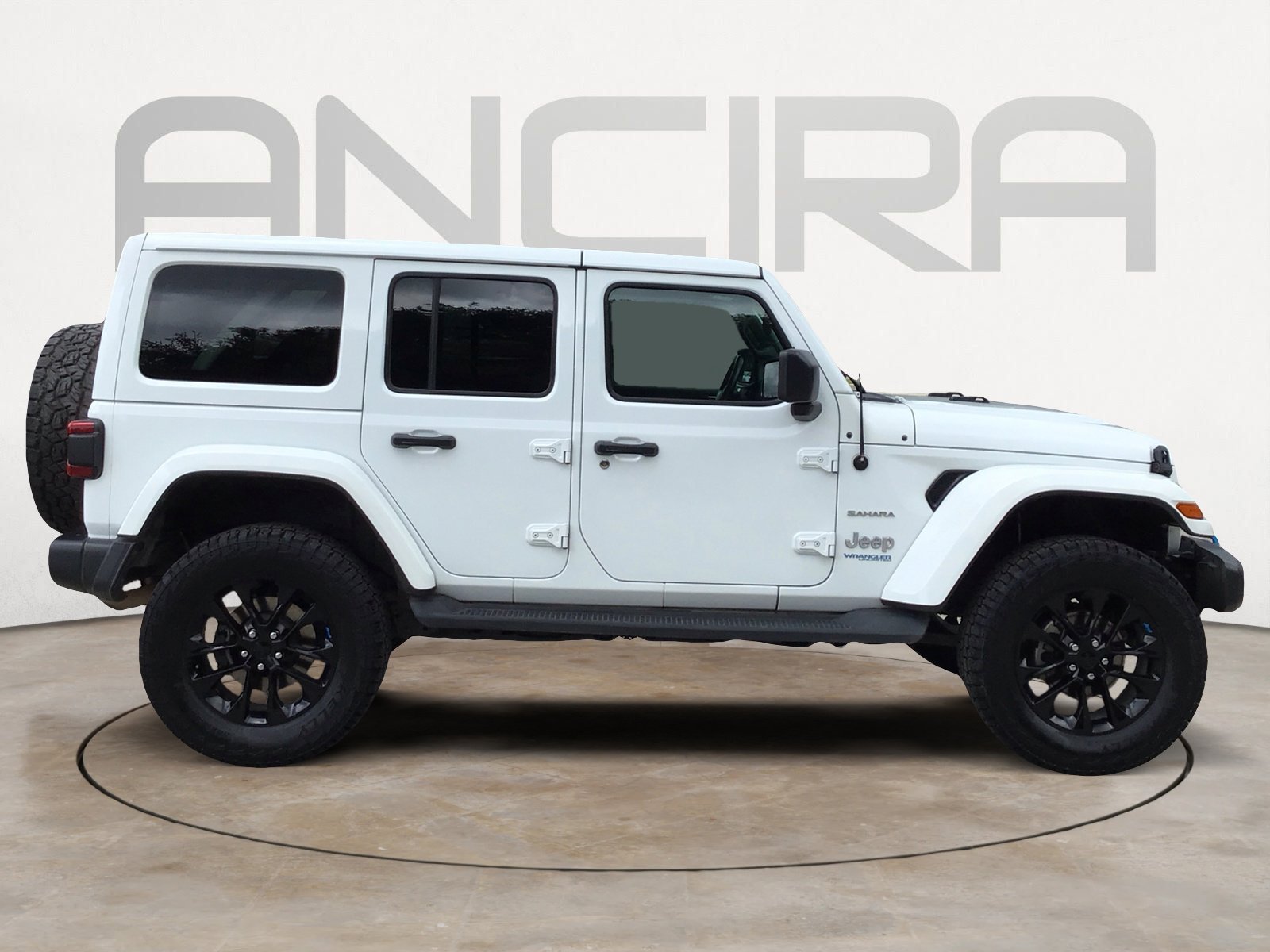 Used 2022 Bright White Clearcoat Jeep Unlimited Sahara image 11