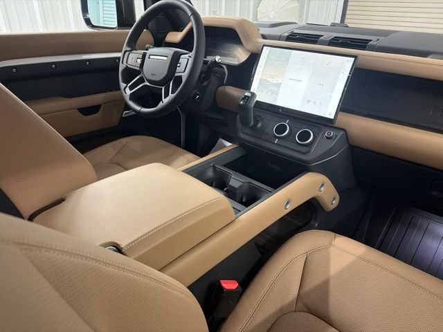 New 2026 Fuji White Land Rover S image 21