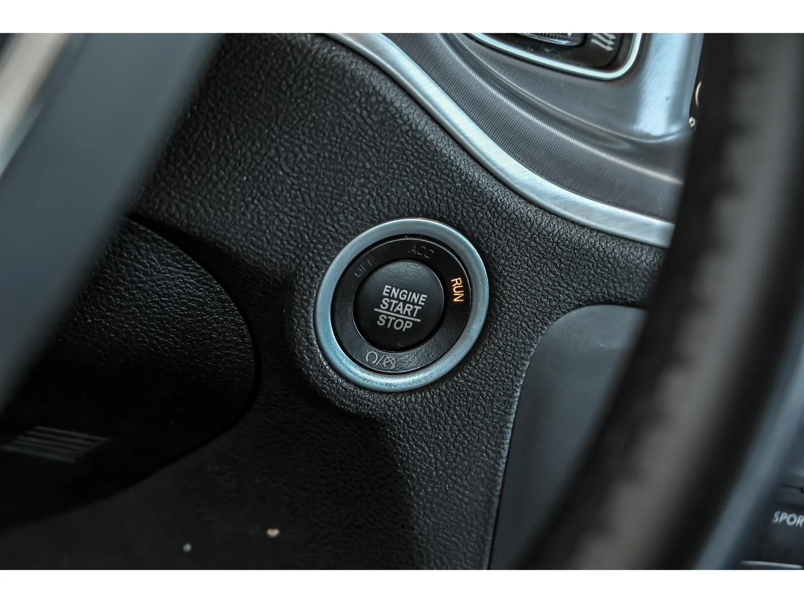 Used 2022 Gray Dodge SXT image 17