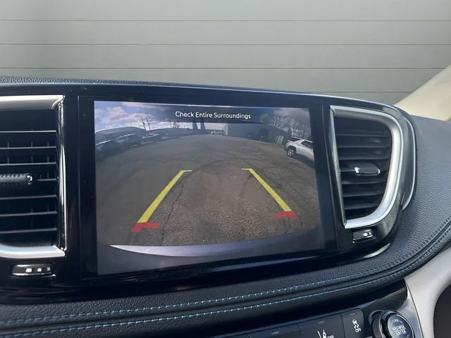 Used 2021 Silver Chrysler Touring L image 16