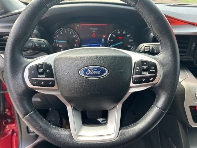Used 2023 Red Ford XLT image 25