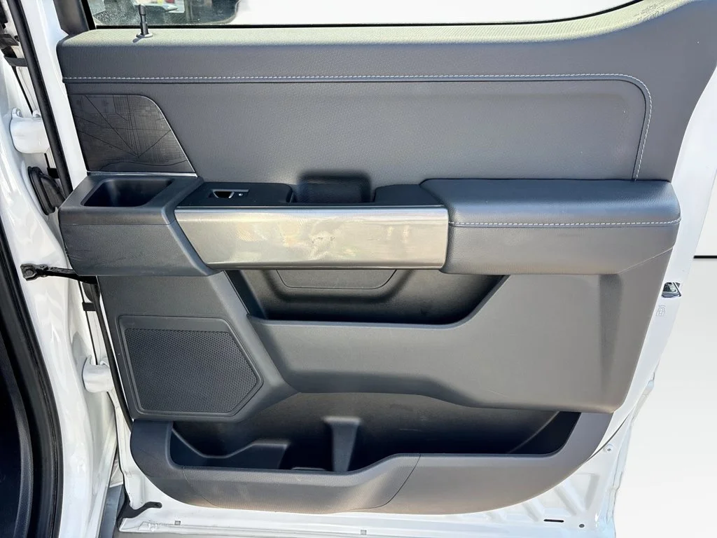 Certified Used 2023 Oxford White Ford XLT image 17