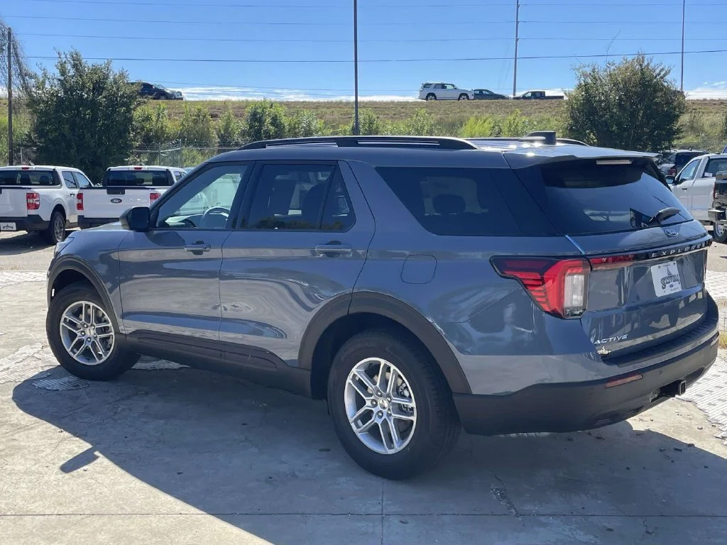 New 2027 Blue Ford Active image 5