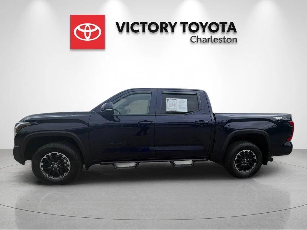 Used 2025  Toyota SR5 image 2