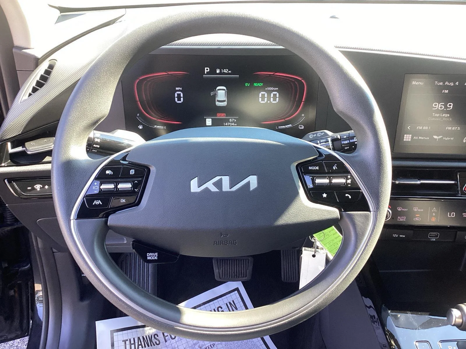 Used 2024 Aurora Black Pearl Kia LX image 17