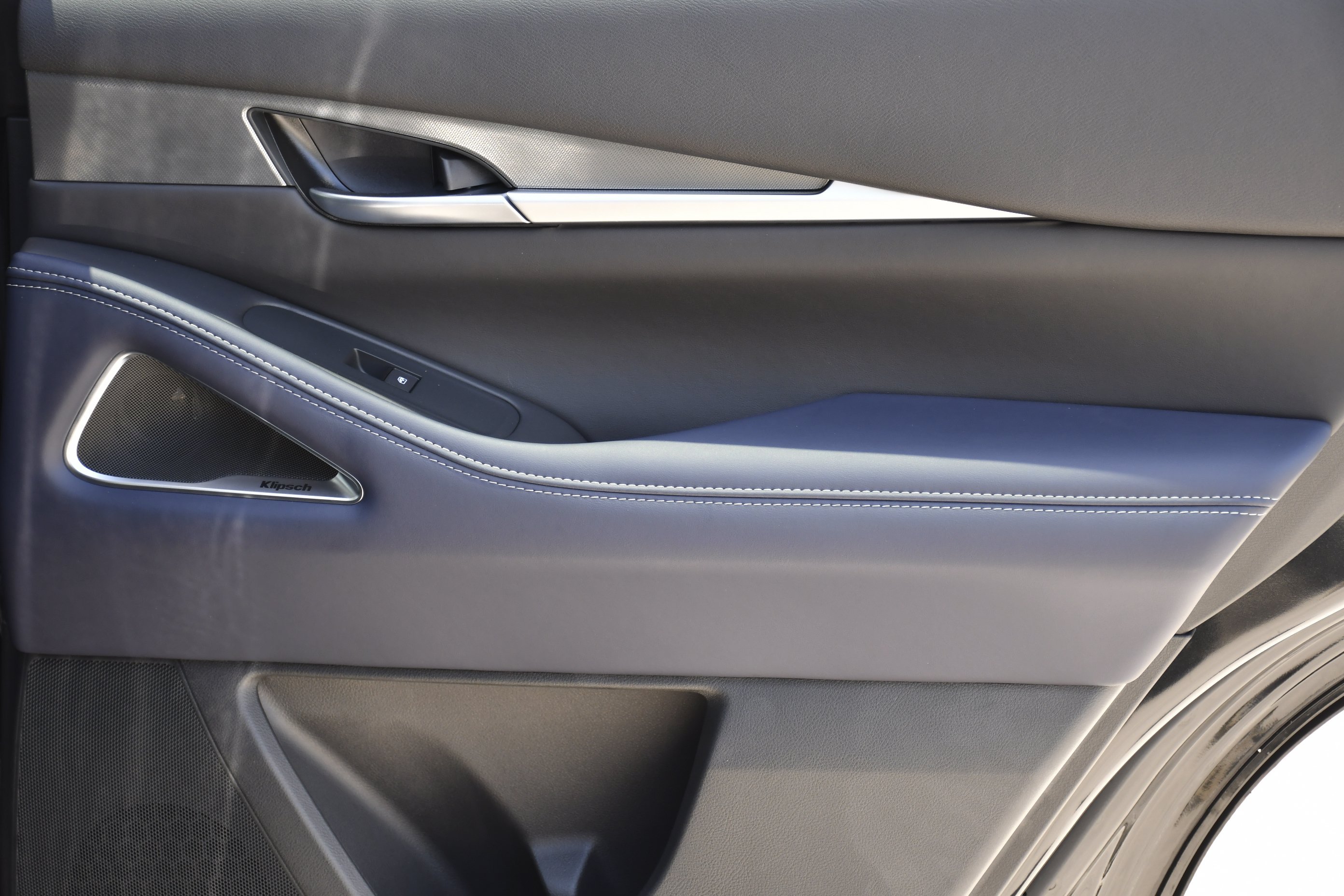 New 2027 MINERAL BLACK INFINITI Sport AWD image 33