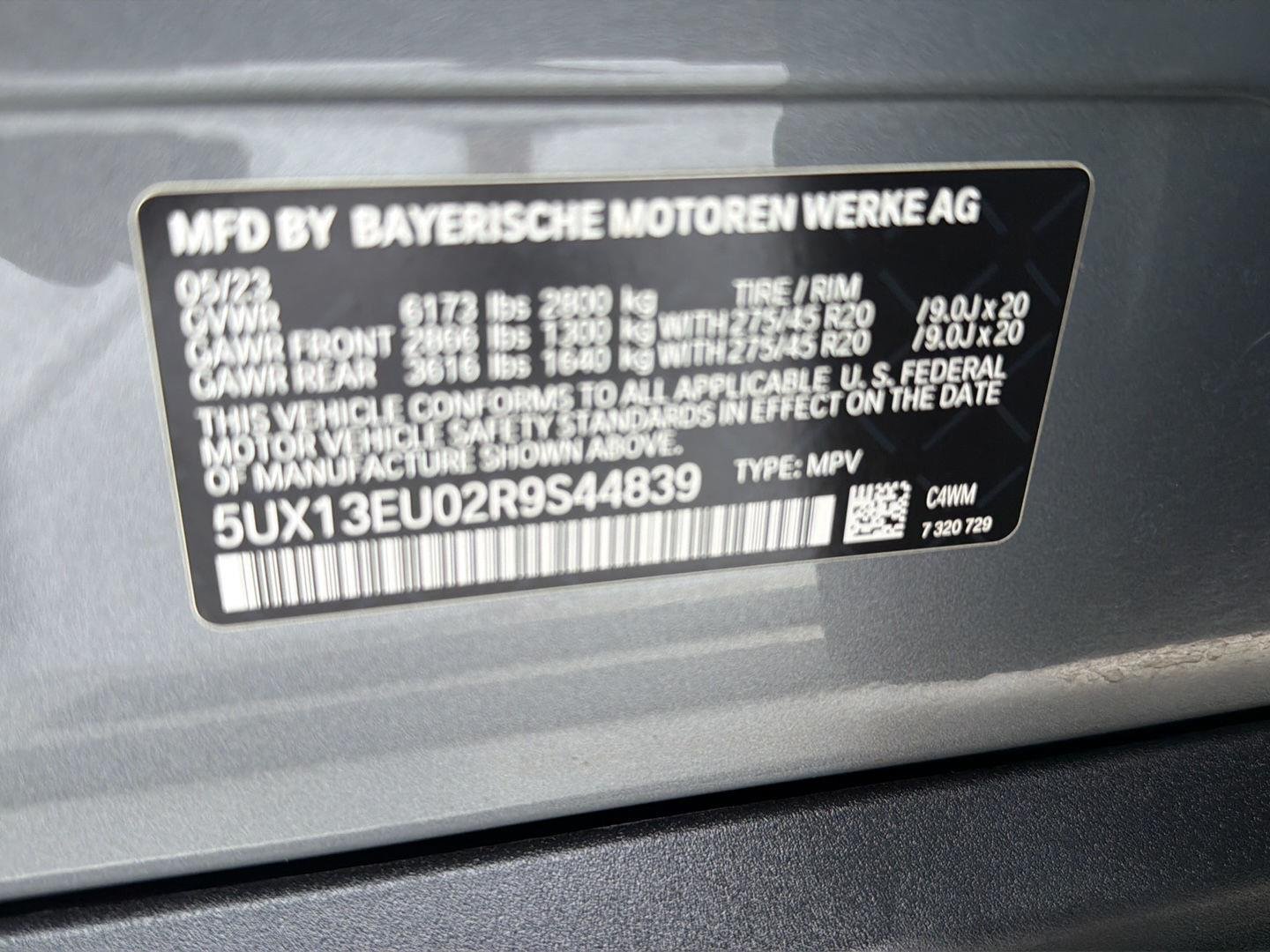 Used 2024 Skyscraper Grey Metallic BMW sDrive40i image 43