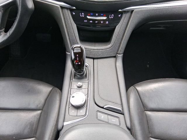 Used 2021 Crystal White Tricoat Cadillac Premium Luxury image 16