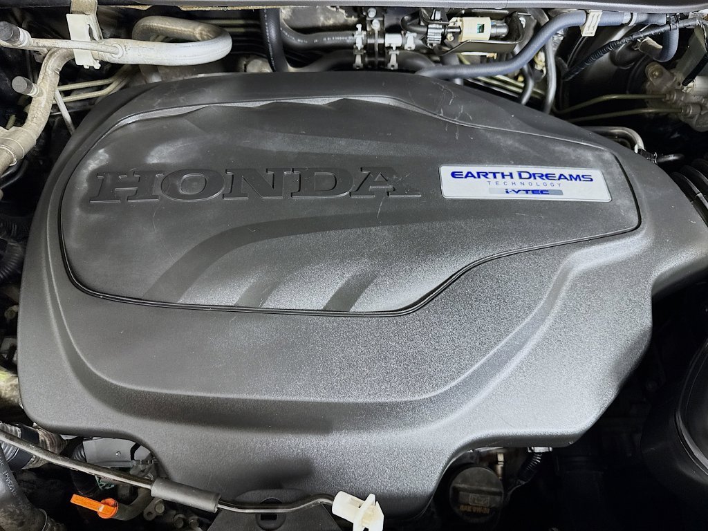 Certified Used 2019 Crystal Black Pearl Honda Touring image 45