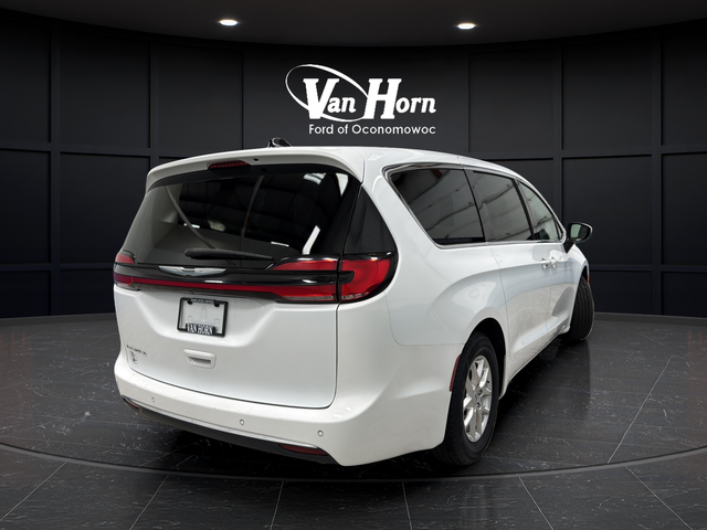 Used 2023 Bright White Clearcoat Chrysler Touring L image 7
