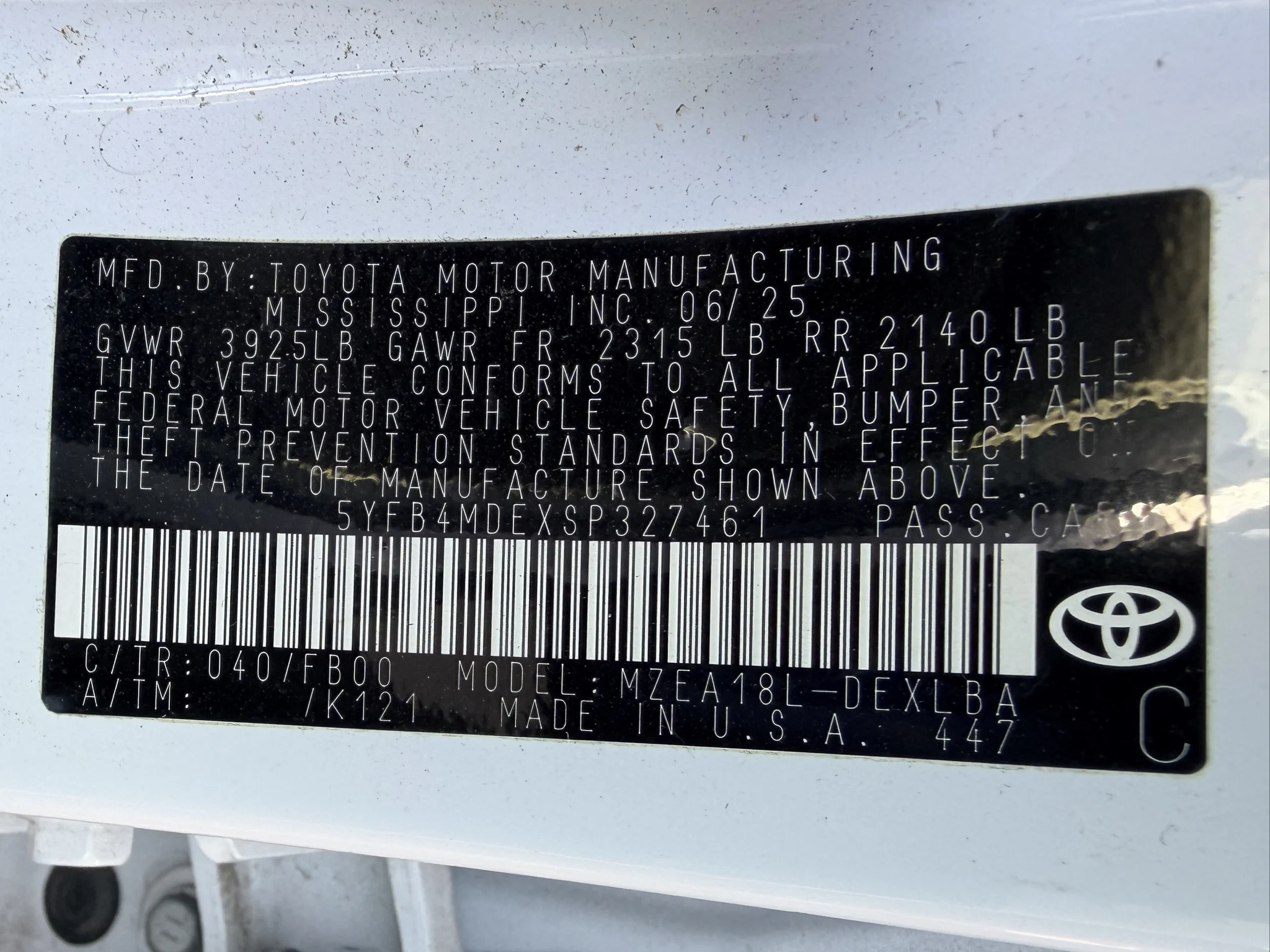 Used 2025 Ice Cap Toyota LE image 18