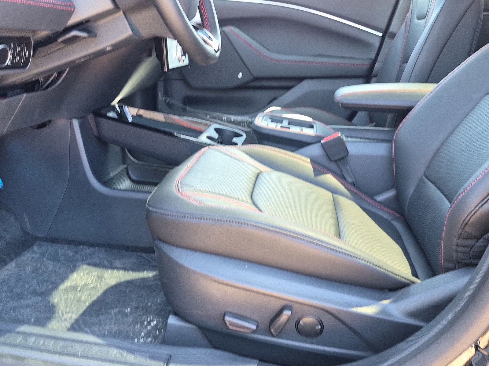 New 2026 Shadow Black Ford Premium image 18