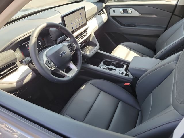 New 2026 Carbonized Gray Metallic Ford Active image 3