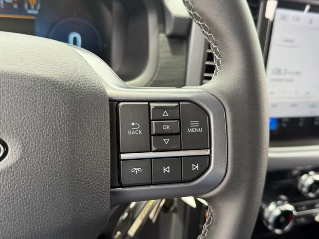 New 2026 Oxford White Ford XLT image 14
