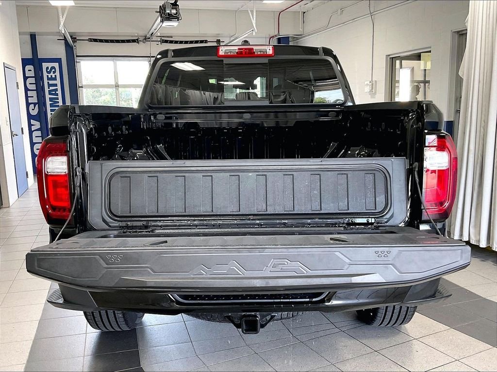 Used 2024 Black GMC AT4 image 31