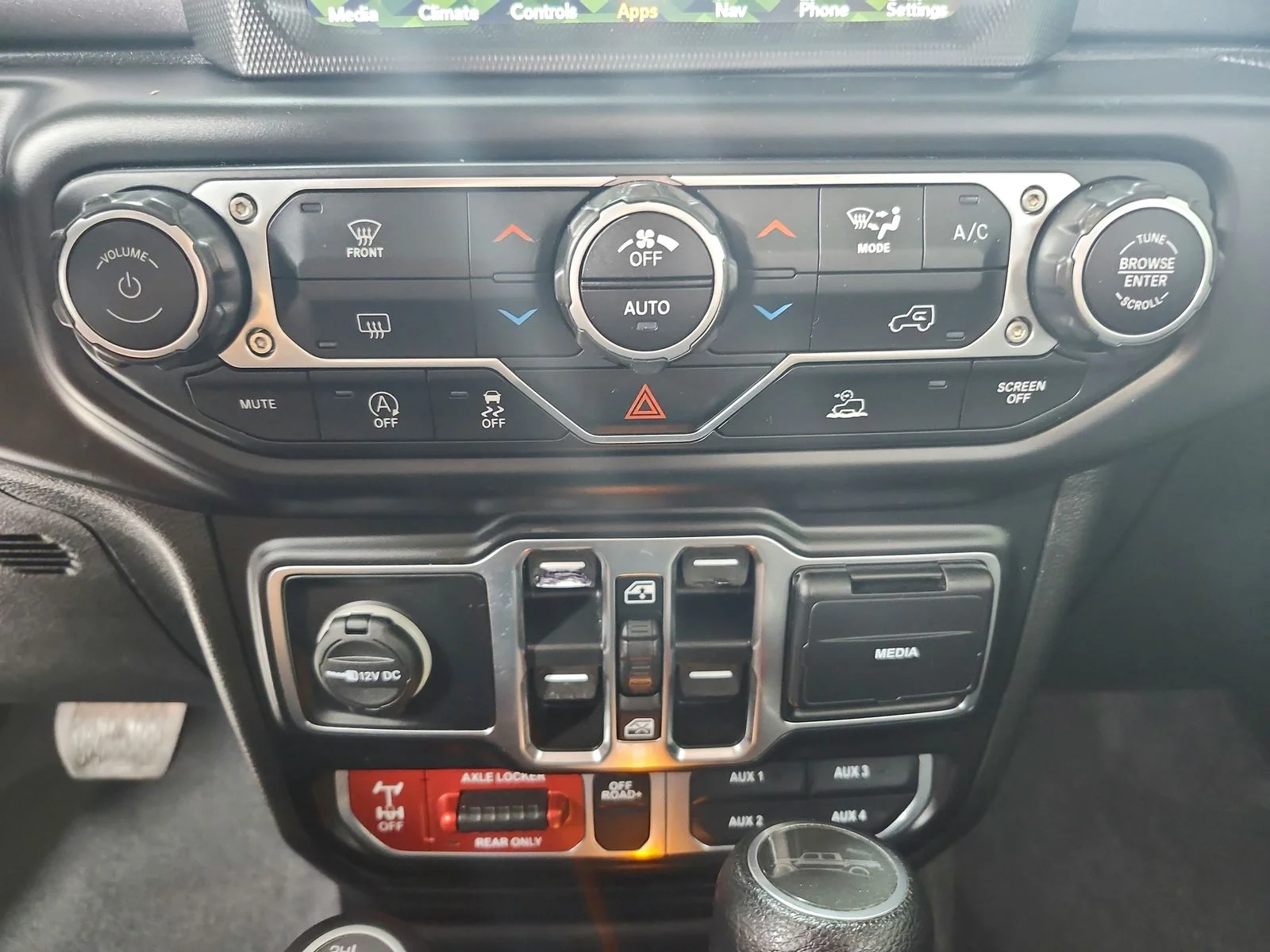 Used 2022 Silver Jeep Mojave image 29