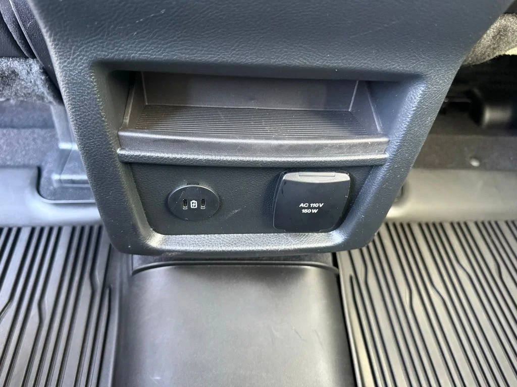Used 2023 Silver Ford SEL image 40
