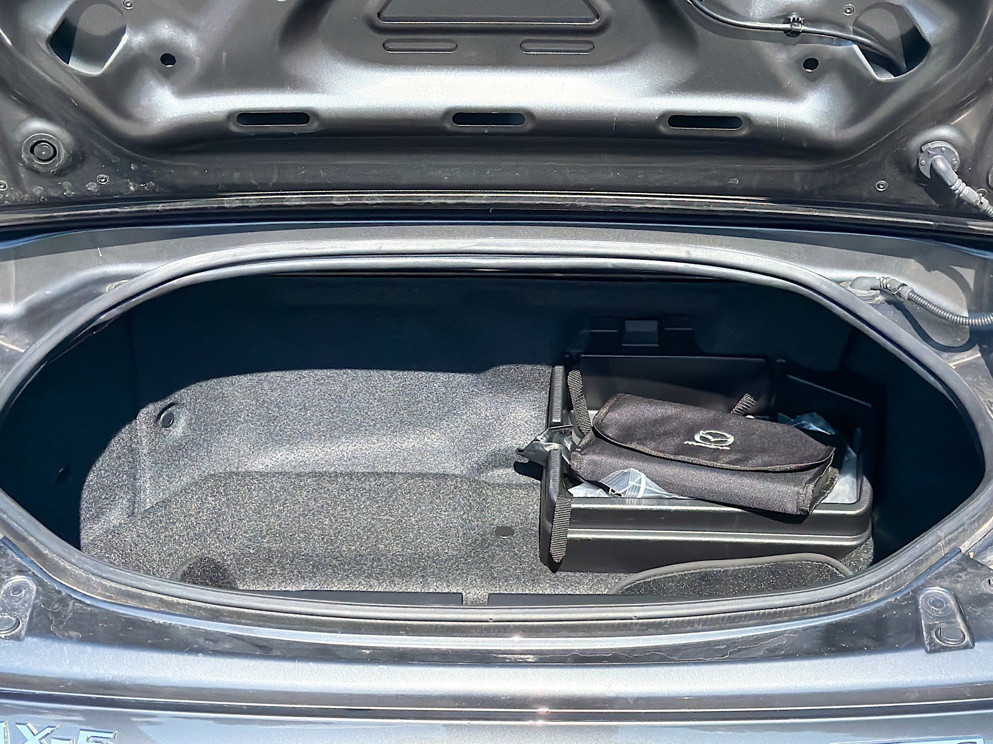 Used 2025 Machine Gray Metallic Mazda Grand Touring image 12