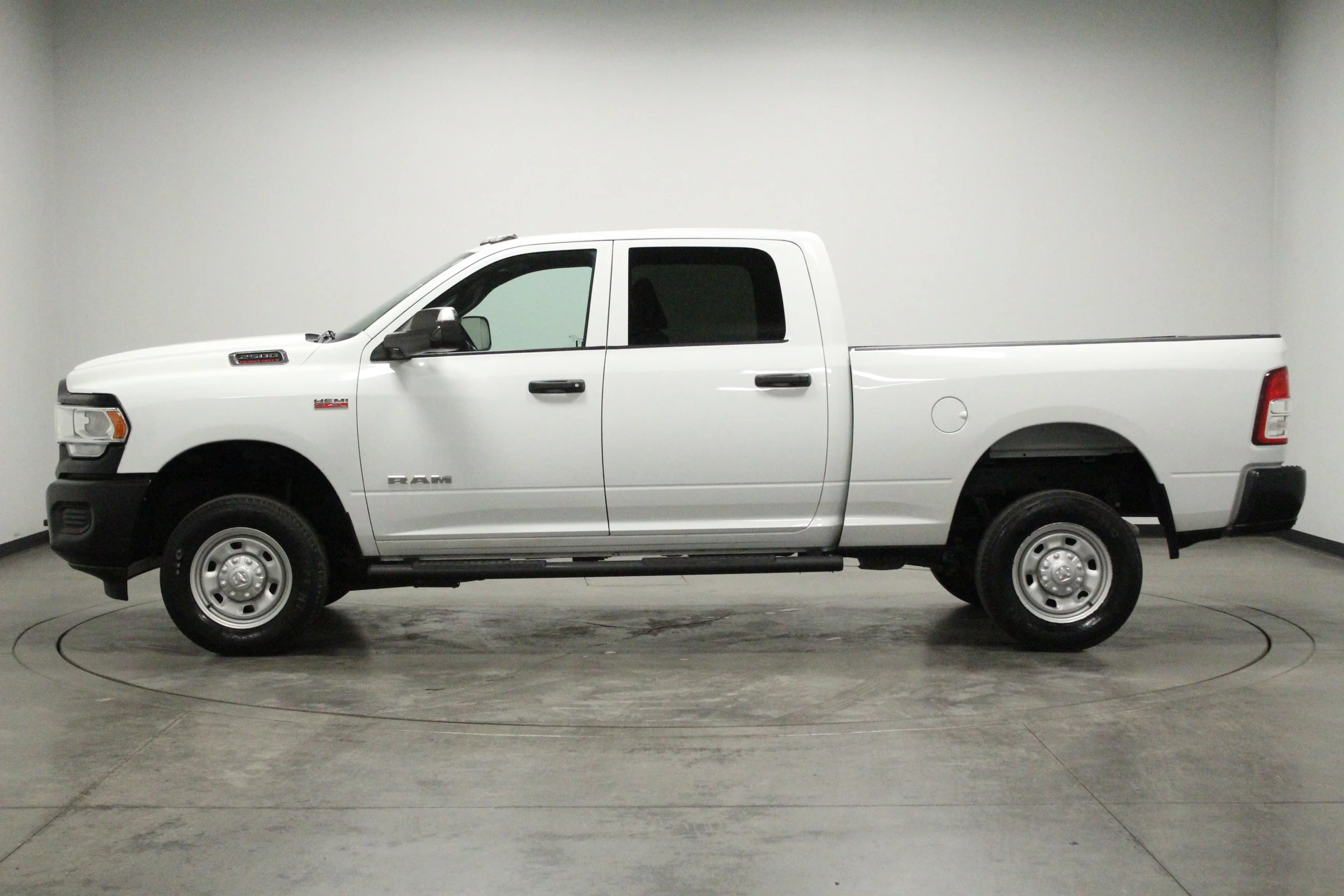 Used 2022 Bright White Clearcoat Ram Tradesman image 5