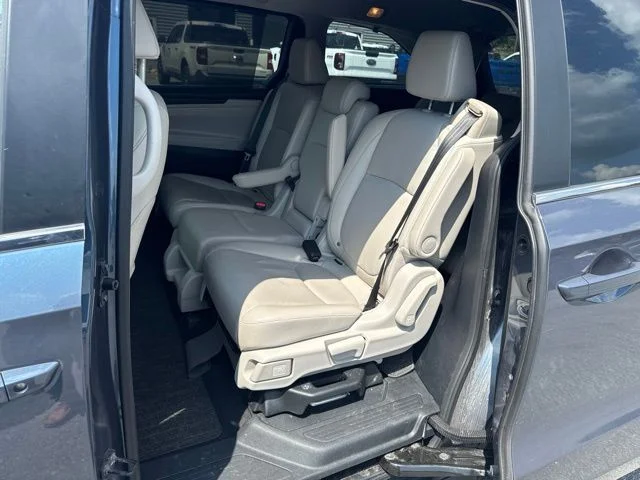 Used 2025  Honda EX-L image 11