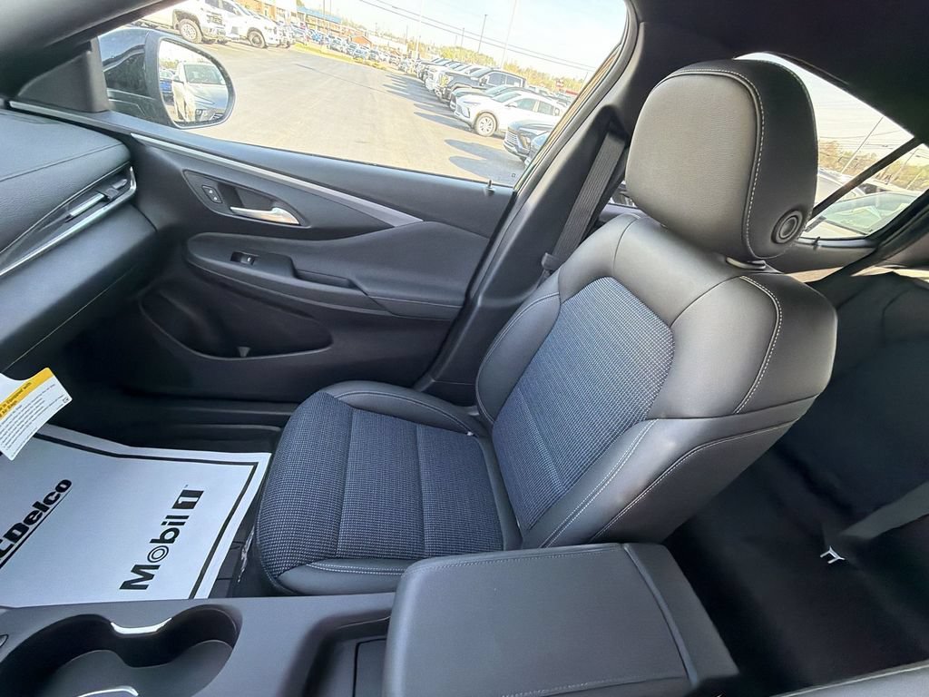 New 2026 Ebony Twilight Metallic Buick Preferred image 29