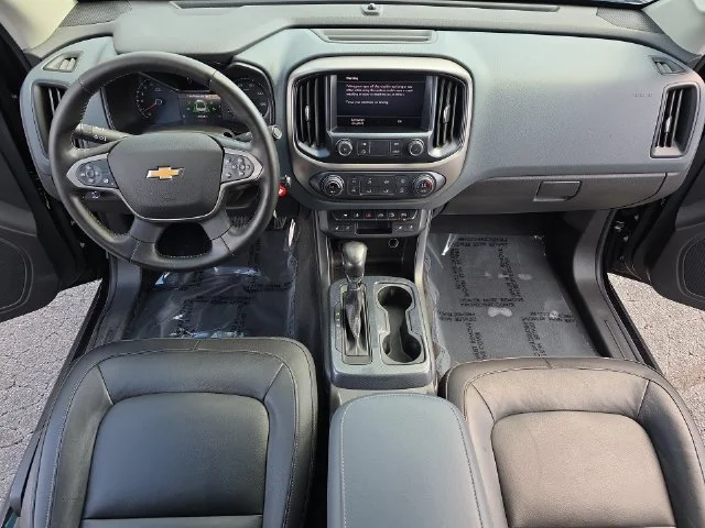 Used 2022 Black Chevrolet Z71 image 10