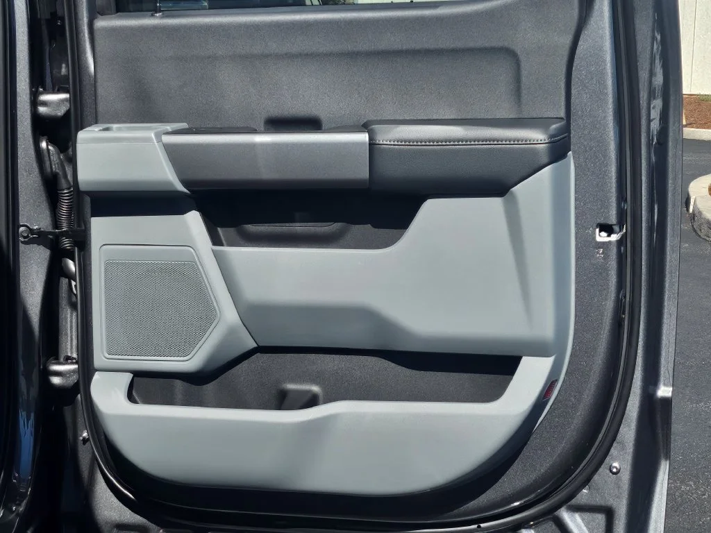 New 2027 Carbonized Gray Metallic Ford F-250® XL image 33