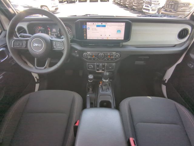 Used 2025 White Jeep Sport S image 16