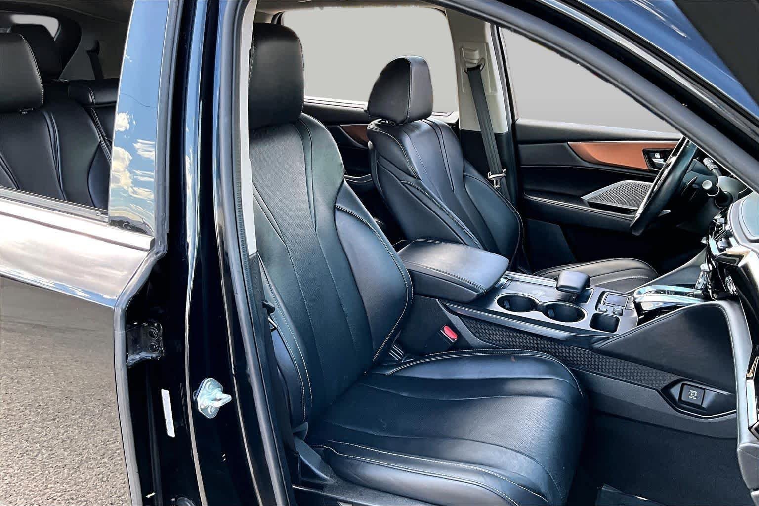 Used 2022 Majestic Black Pearl Acura w/Technology Package image 7