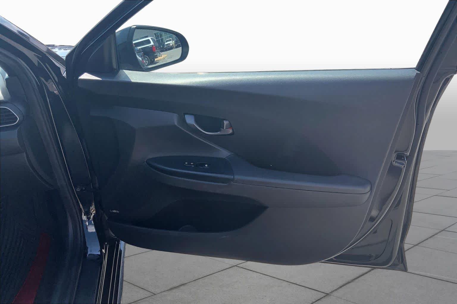 Certified Used 2020 Ultra Black Hyundai Turbo image 23