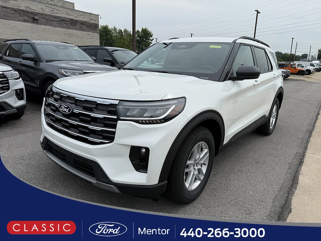 New 2027 Star White Metallic Tri-Coat Ford Active image 1